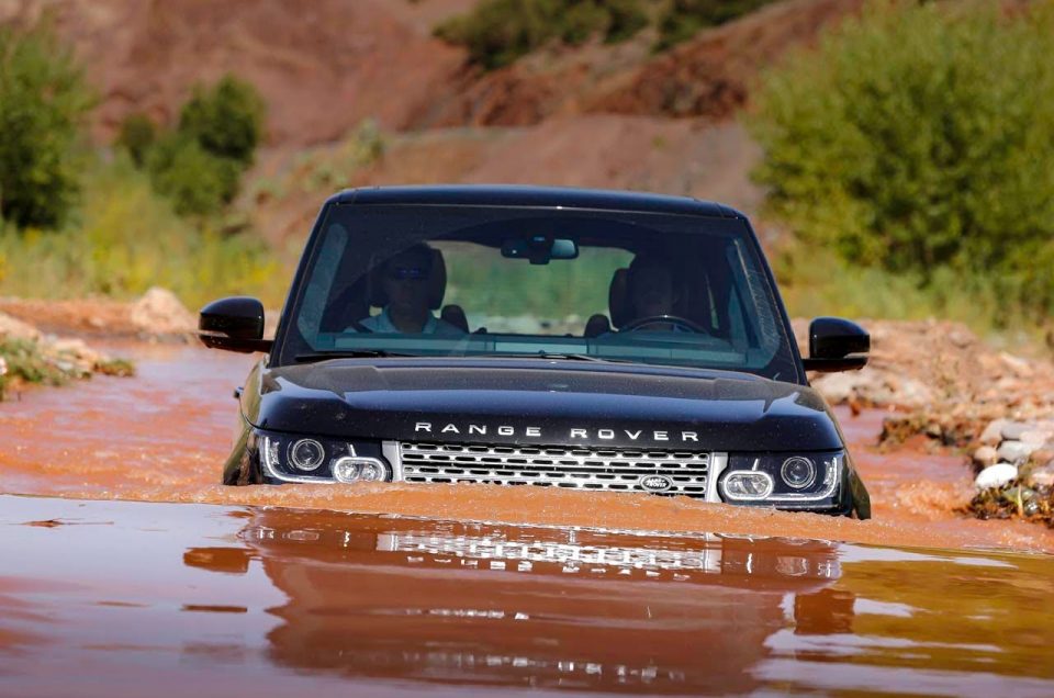 Range Rover off roading